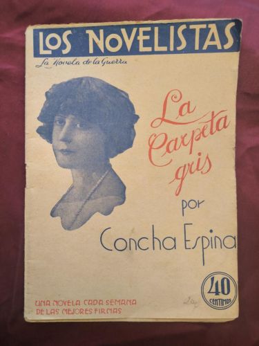 La carpeta gris.